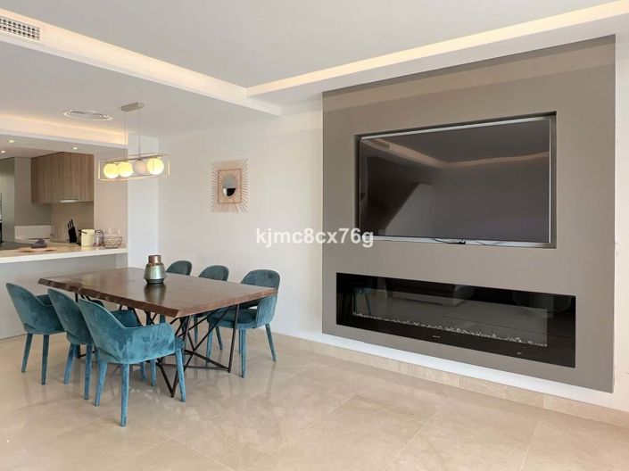 Image No.6-3 Bed Townhouse for sale