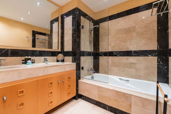 Image No.21-3 Bed Penthouse for sale