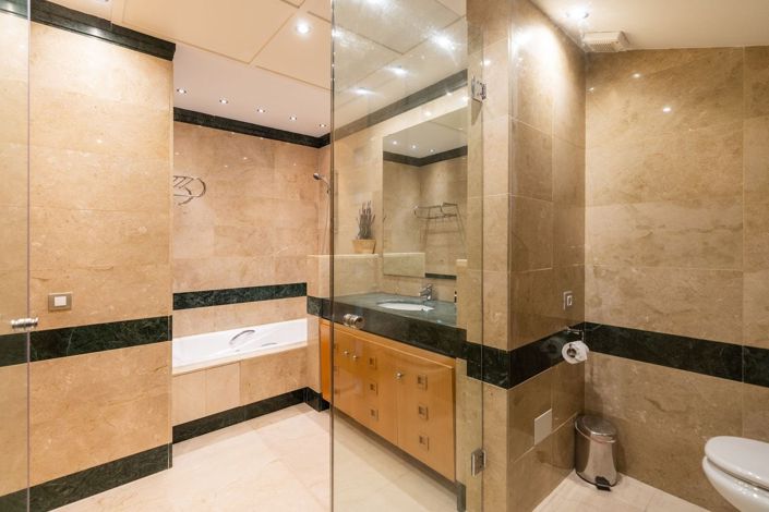 Image No.29-3 Bed Penthouse for sale