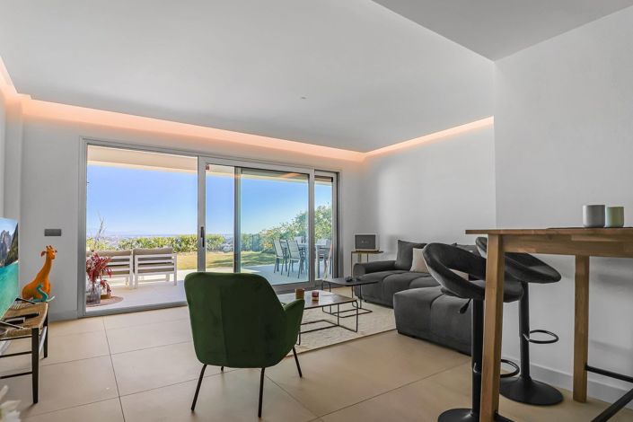 Image No.11-2 Bed Apartment for sale