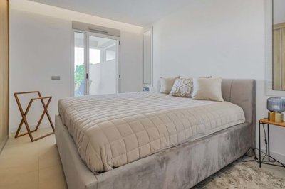 1447-483836-78d1f4f8b6655591b02d22fabb36a692d