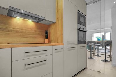 1447-483836-78d1f4f8b6655591b02d22fabb36a692d