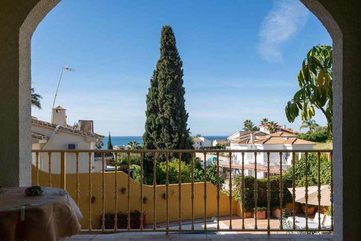 Image No.10-4 Bed Villa for sale