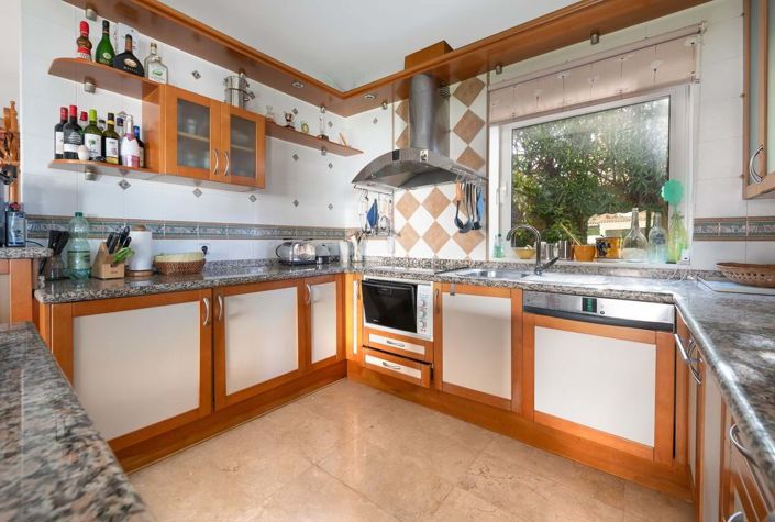 Image No.32-4 Bed Villa for sale