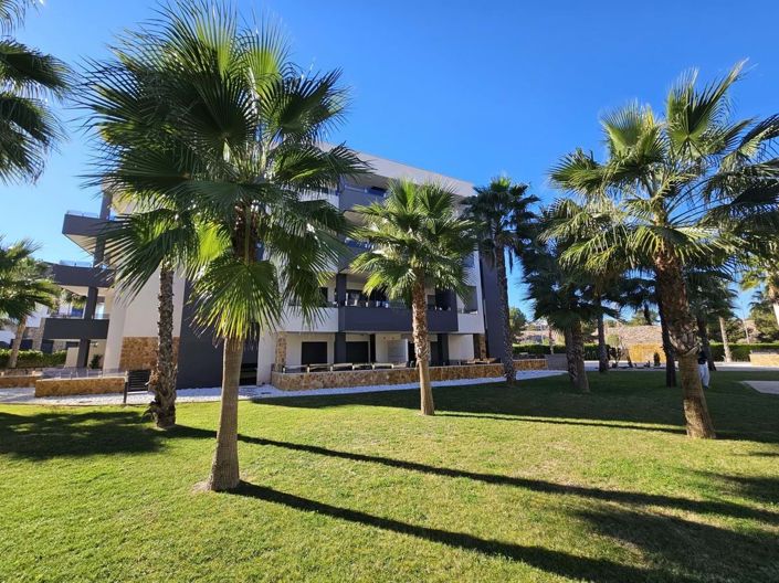 Image No.18-2 Bed Apartment for sale