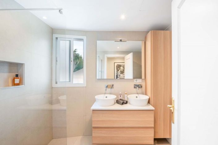 Image No.19-3 Bed Apartment for sale