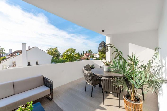 Image No.21-3 Bed Apartment for sale