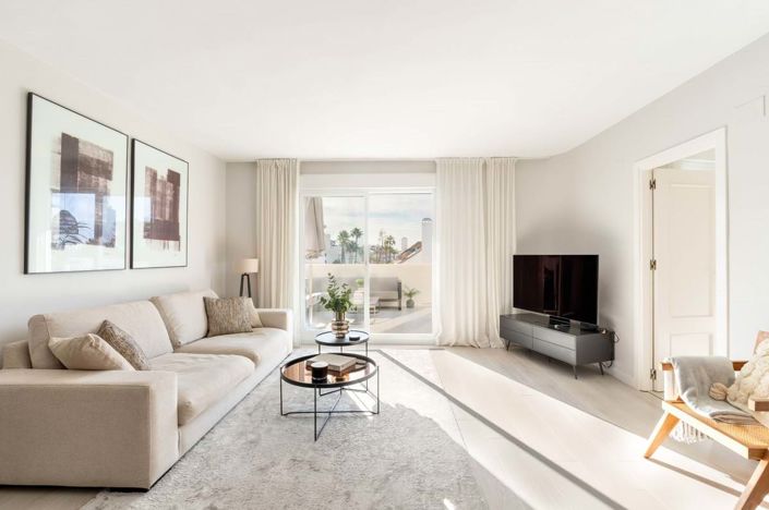 Image No.3-3 Bed Apartment for sale