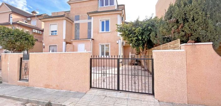 Image No.1-Maison de ville de 3 chambres à vendre à Orihuela Costa