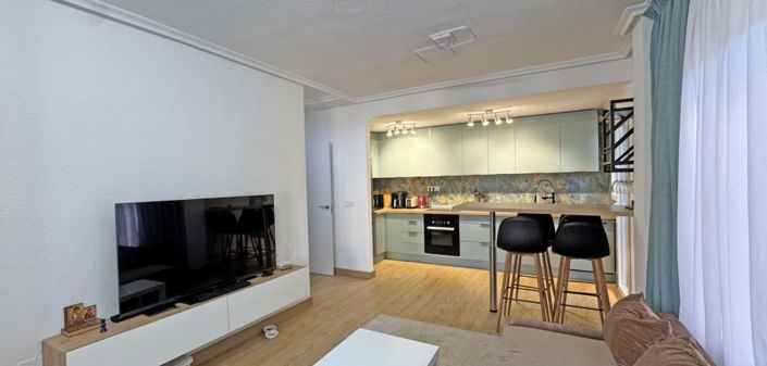 Image No.4-3 Bed Townhouse for sale