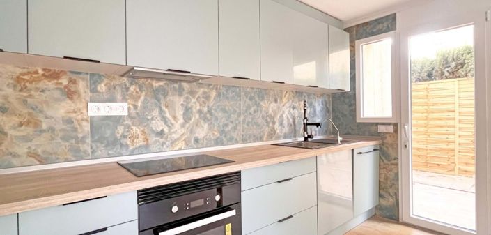 Image No.5-3 Bed Townhouse for sale