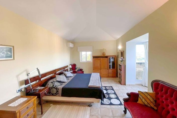 Image No.23-4 Bed Villa for sale