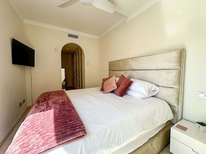 Image No.13-3 Bed Apartment for sale