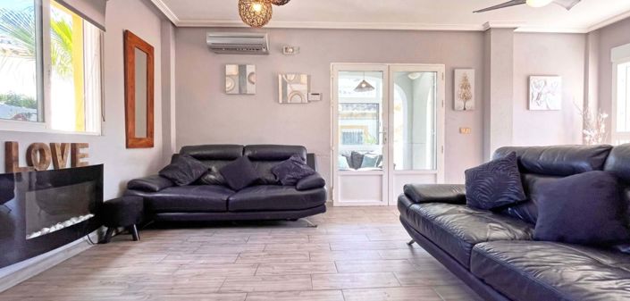 Image No.30-4 Bed Villa for sale