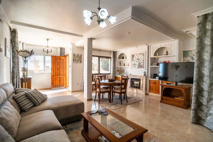 Image No.24-3 Bed Villa for sale