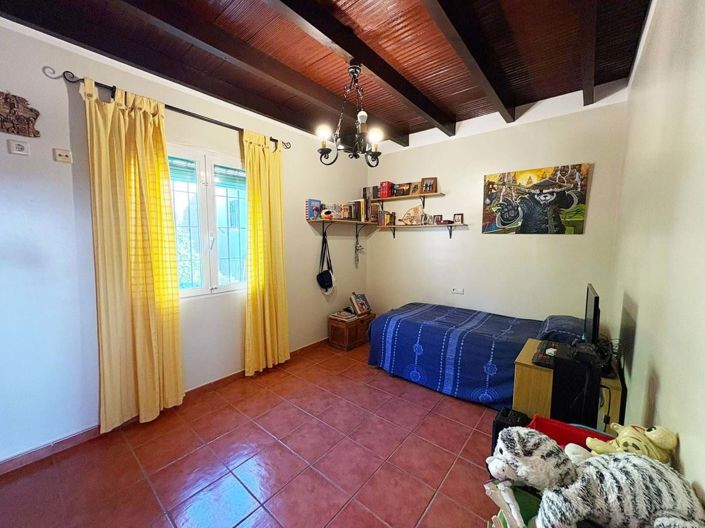 Image No.18-3 Bed Villa for sale