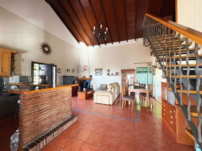 Image No.23-3 Bed Villa for sale