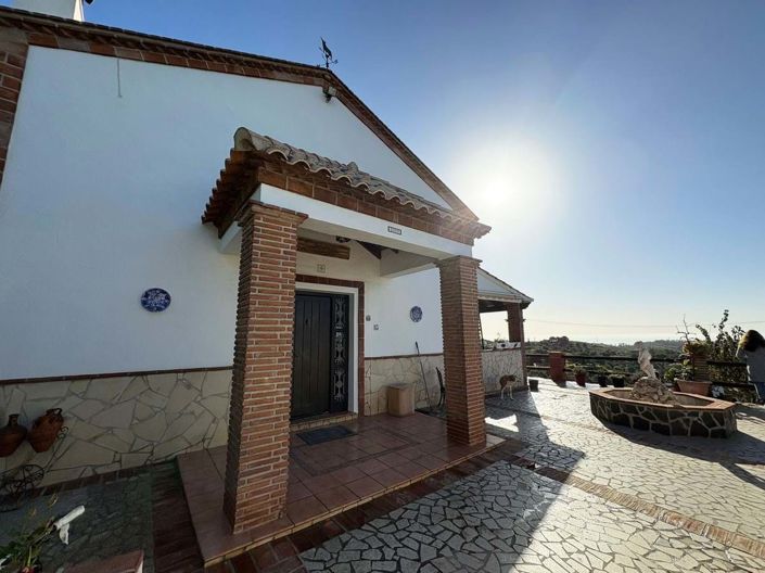 Image No.9-3 Bed Villa for sale