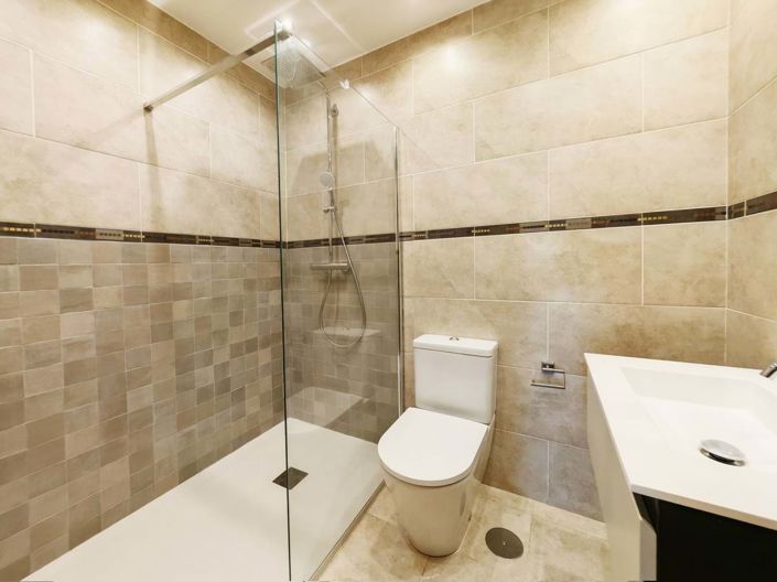 Image No.16-5 Bed Villa for sale