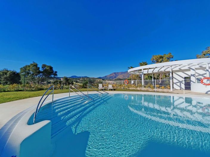 Image No.1-Appartement de 2 chambres à vendre à Estepona