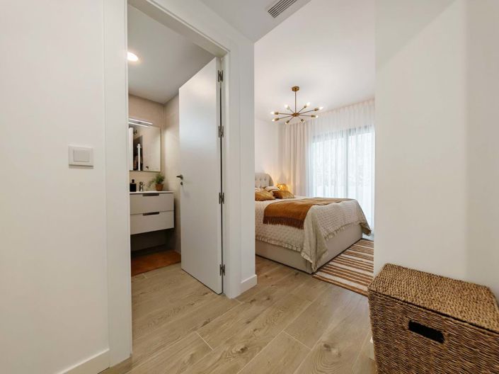 Image No.8-2 Bed Apartment for sale