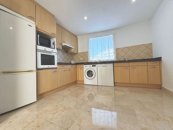 Image No.4-3 Bed Apartment for sale