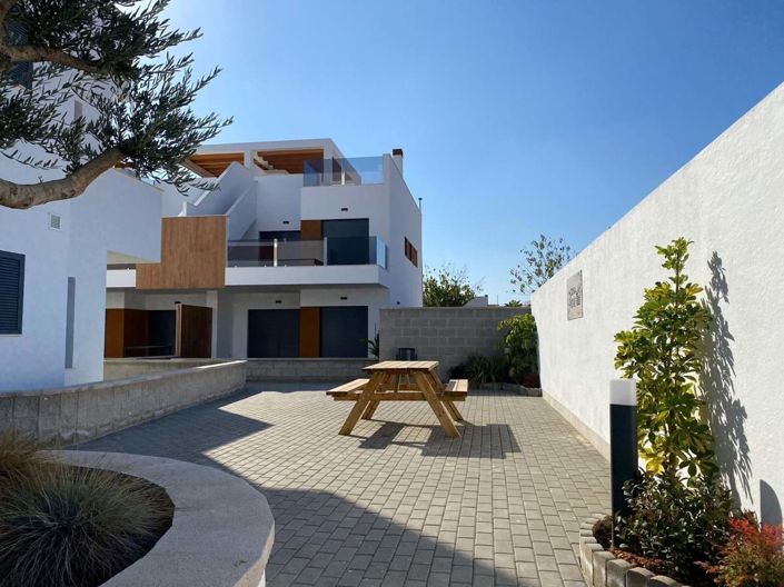 Image No.26-2 Bed Bungalow for sale