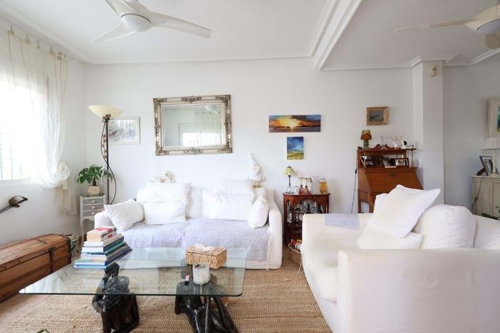 Image No.8-2 Bed Villa for sale