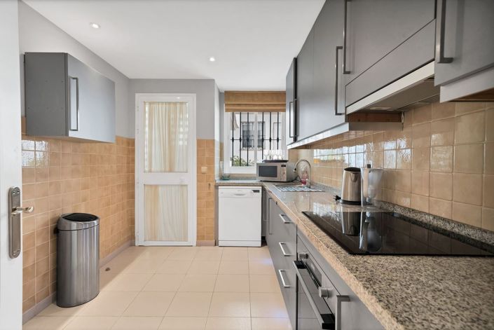 Image No.3-Appartement de 3 chambres à vendre à Marbella