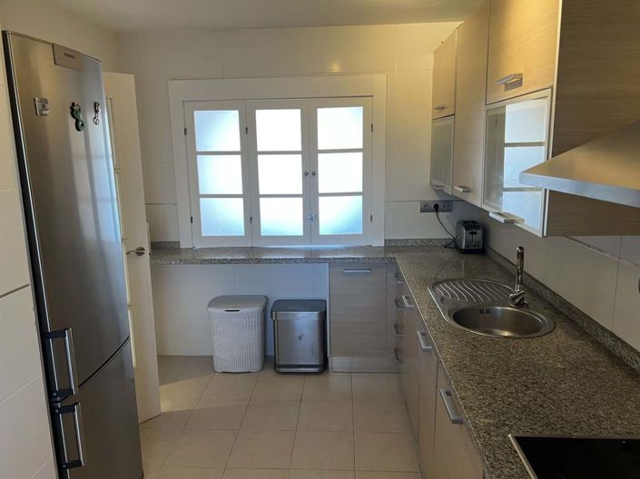 Image No.18-2 Bed Apartment for sale