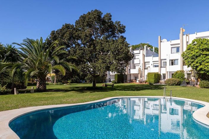 Image No.1-3 Bed Townhouse for sale