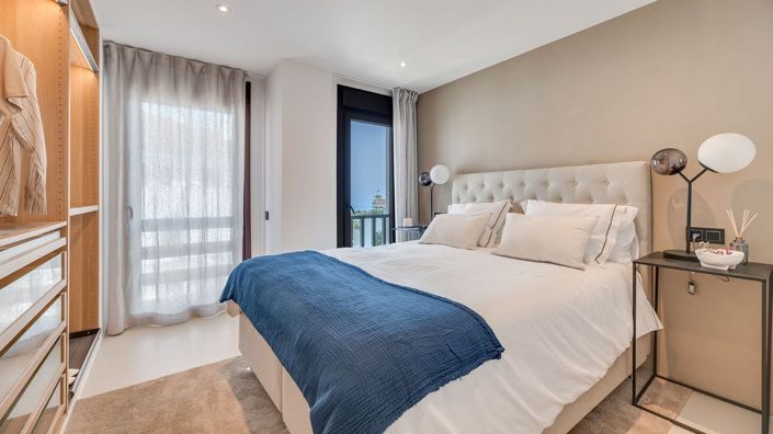 Image No.10-3 Bed Apartment for sale