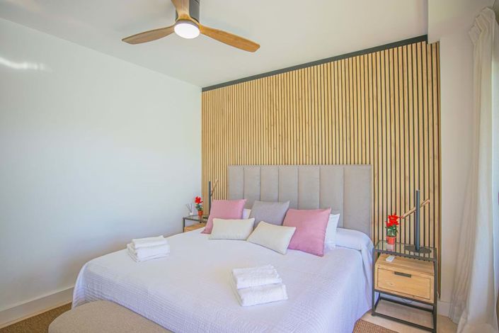 Image No.15-3 Bed Apartment for sale