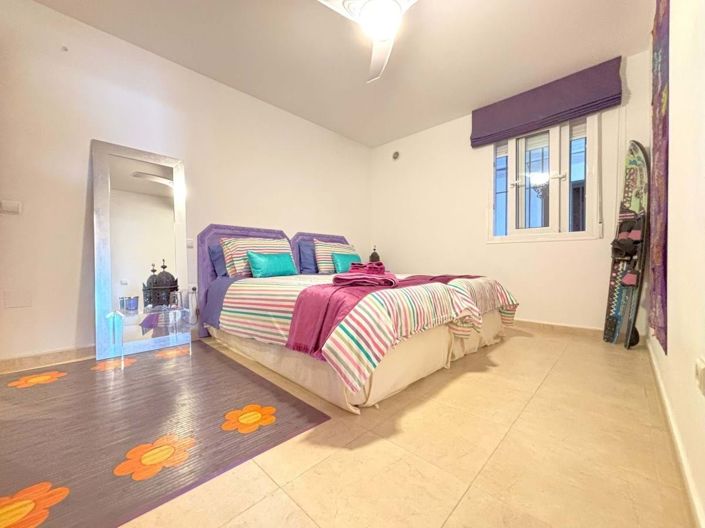 Image No.5-5 Bed Villa for sale