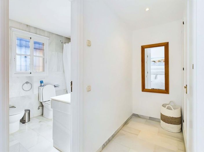 Image No.25-Maison de ville de 4 chambres à vendre à Estepona