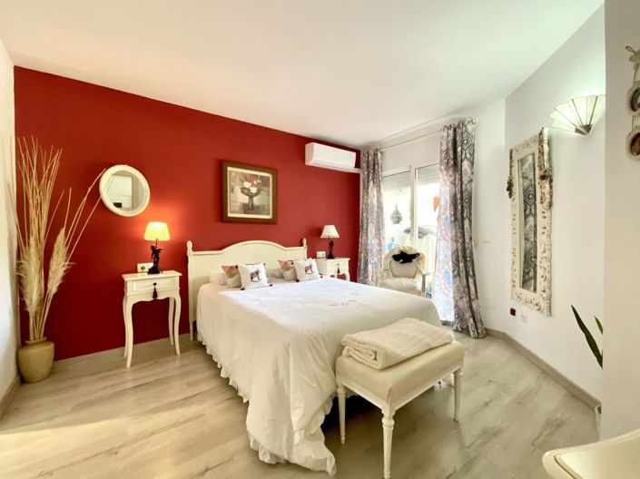 Image No.18-2 Bed Apartment for sale