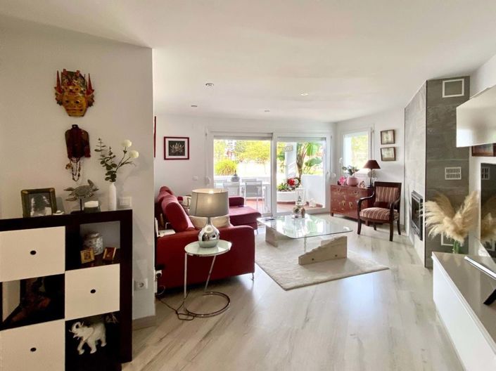 Image No.8-2 Bed Apartment for sale