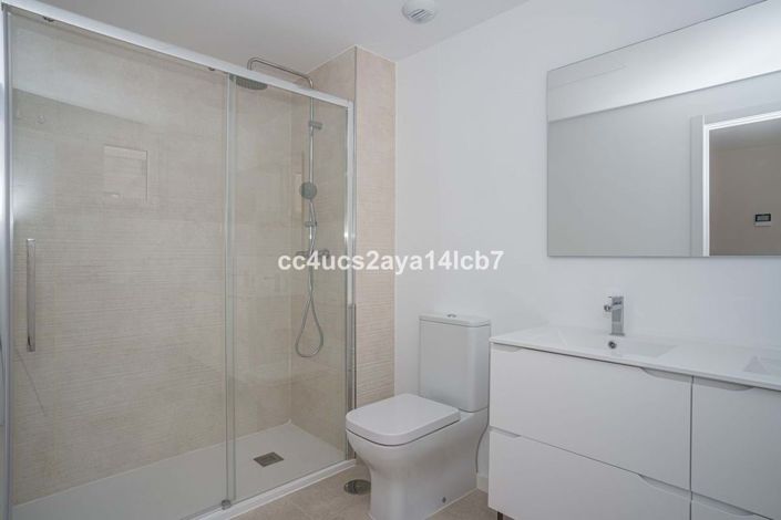 Image No.18-3 Bed Townhouse for sale