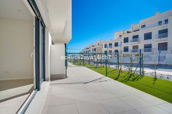 Image No.6-3 Bed Townhouse for sale