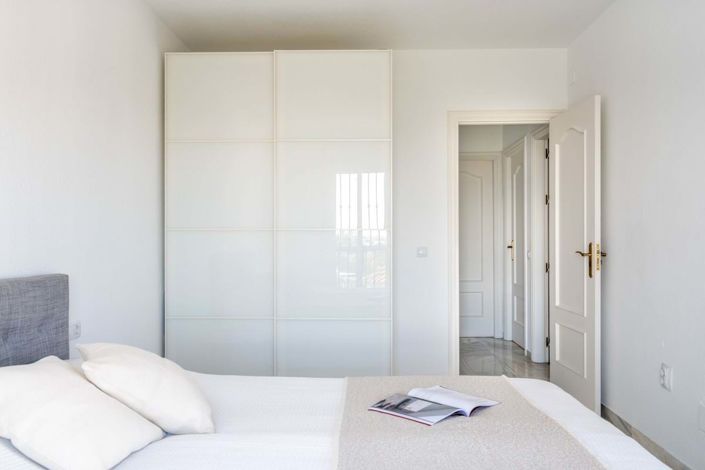 Image No.17-3 Bed Townhouse for sale