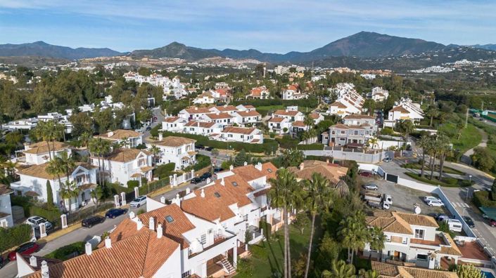 Image No.32-3 Bed Townhouse for sale