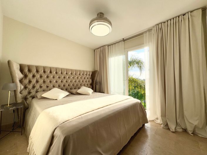 Image No.7-4 Bed Semi-Detached for sale