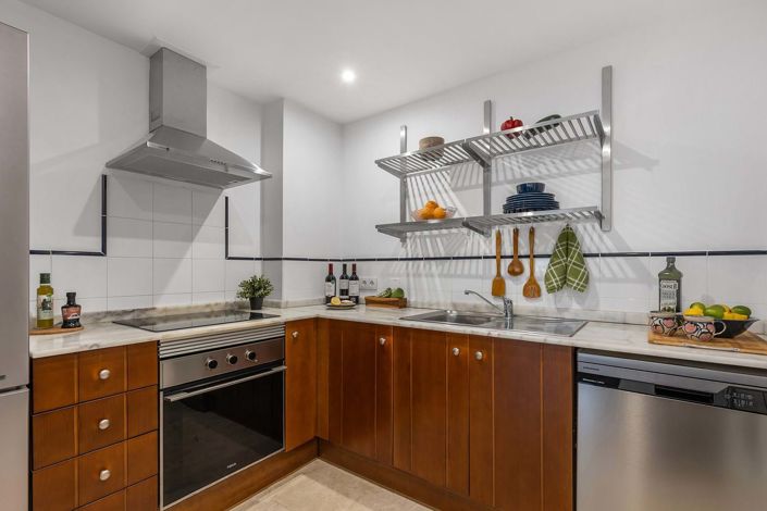 Image No.12-2 Bed Apartment for sale