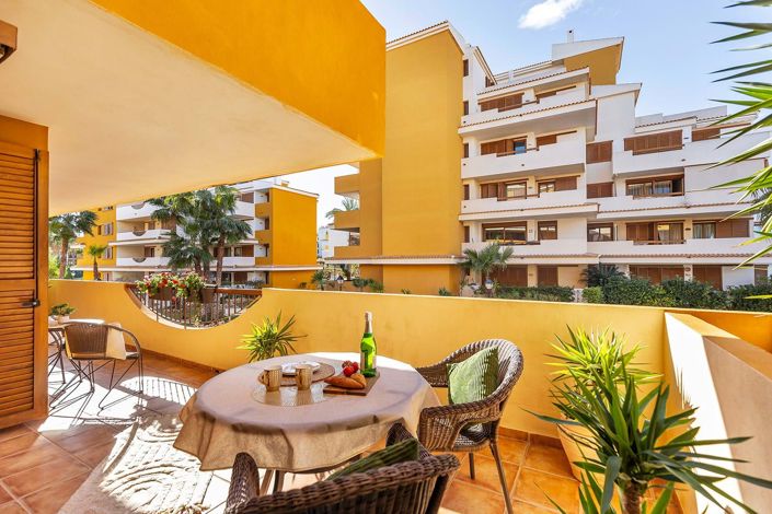 Image No.28-2 Bed Apartment for sale