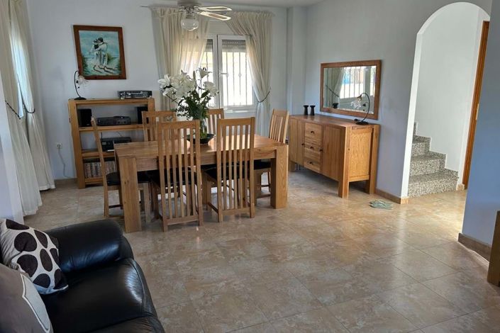 Image No.3-Villa de 3 chambres à vendre à Benijofar