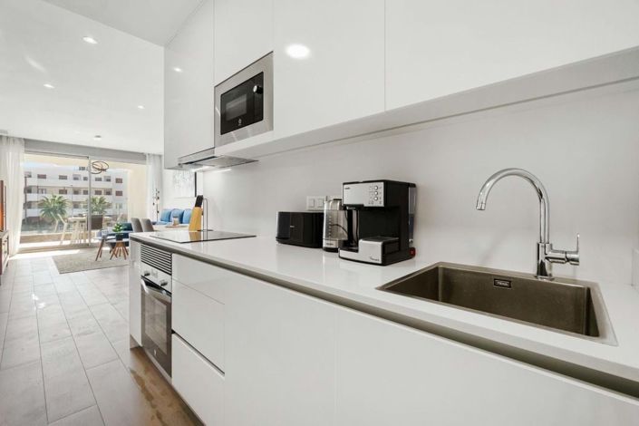 Image No.13-2 Bed Apartment for sale