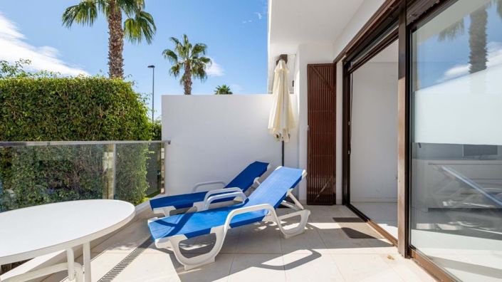 Image No.16-2 Bed Apartment for sale