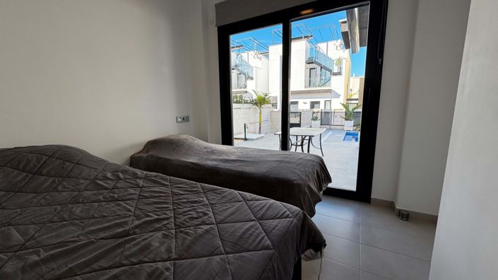 Image No.10-Villa de 3 chambres à vendre à Orihuela Costa