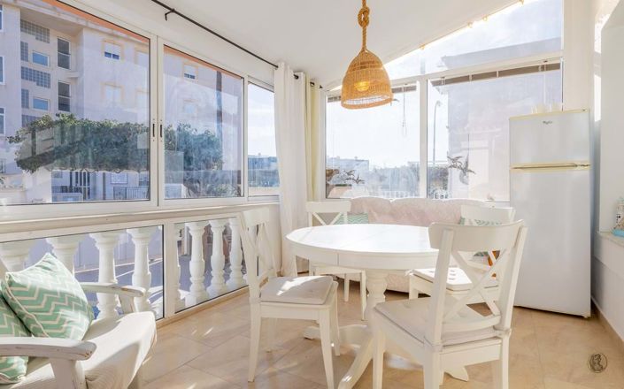 Image No.2-3 Bed Villa for sale