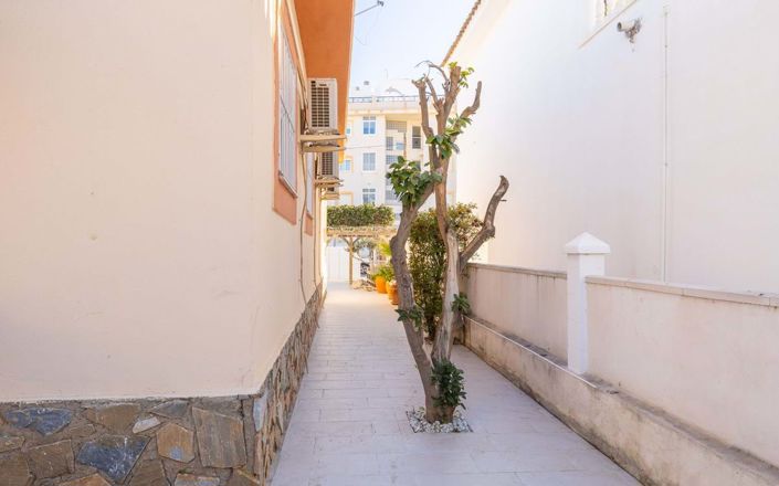 Image No.36-3 Bed Villa for sale